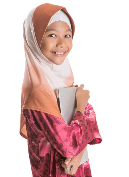Young Muslim Girl With Laptop — Stock Photo, Image