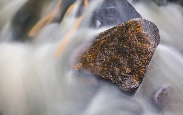 Rio Água Motion Blur — Fotografia de Stock