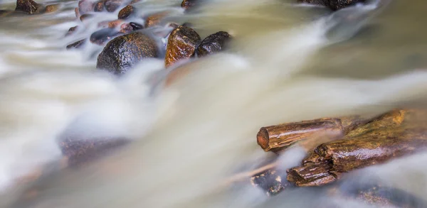 Rio Água Motion Blur — Fotografia de Stock