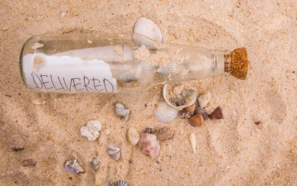 Mensaje en una botella — Foto de Stock