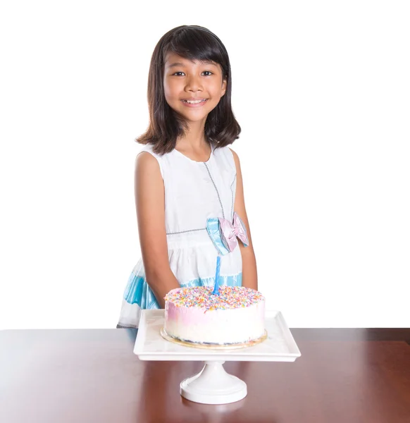 Jong meisje vieren verjaardag — Stockfoto