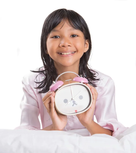 目覚まし時計を持つ女の子 — ストック写真
