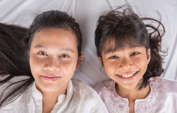 Madre e hija — Foto de Stock