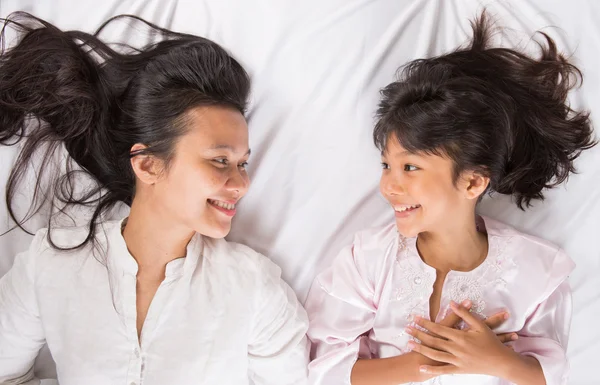 Mother and Daughter — Stock Photo, Image