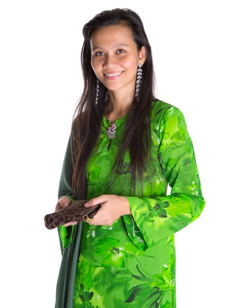 Ásia malaio mulher com um marrom bolsa — Fotografia de Stock
