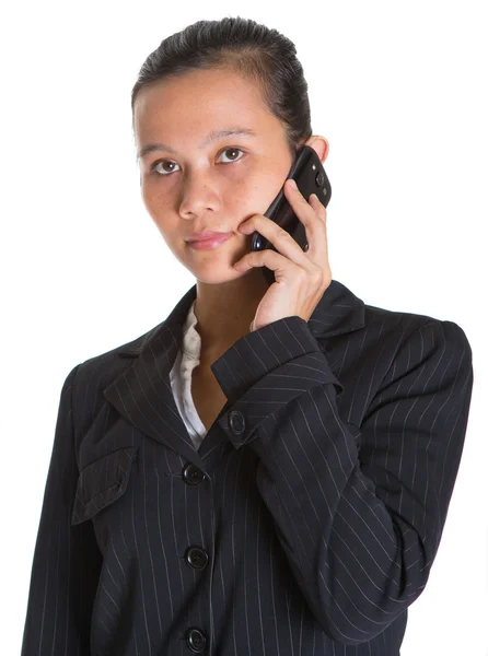 Mujer de negocios asiática con un teléfono inteligente — Foto de Stock