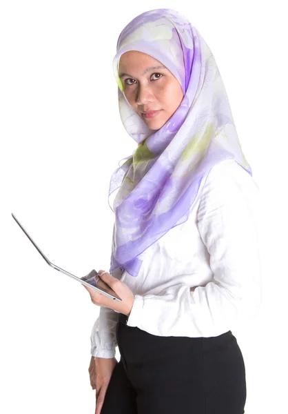 Muslim Female Proffesional With Computer Tablet — Stock Photo, Image