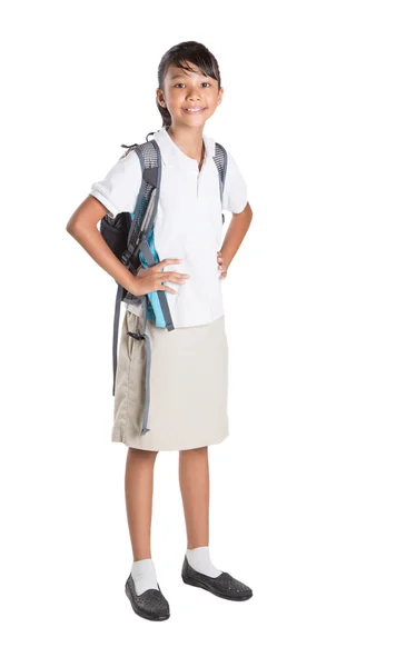 Menina na escola uniforme e mochila — Fotografia de Stock