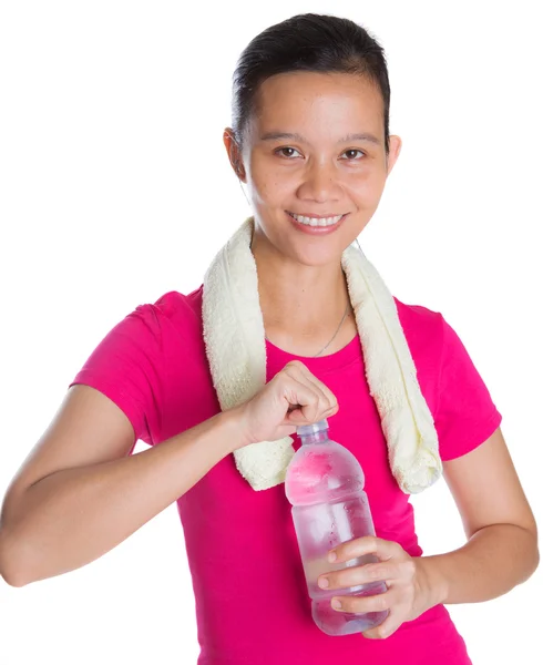 Femmina asiatico con acqua minerale — Foto Stock