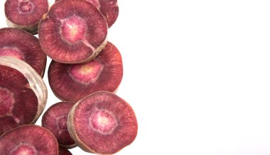 kıyılmış mor havuç