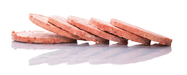 Carne Carne Hambúrguer Crua Congelada Sobre Fundo Branco — Fotografia de Stock