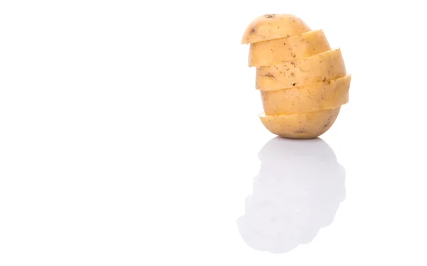 Gehakte Aardappelen Witte Achtergrond — Stockfoto