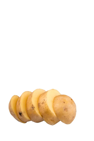 白い背景の上のみじん切りのジャガイモ — ストック写真