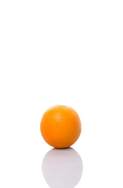 Frutas Laranja Sobre Fundo Branco — Fotografia de Stock