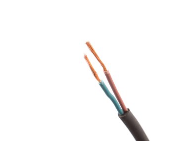 Elektrikli tel beyaz arka plan üzerinde maruz