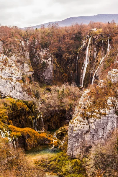 Καταρράκτης στις λίμνες plitvice — Φωτογραφία Αρχείου