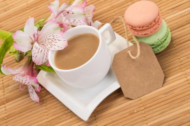 Bademli kurabiye ve kahve