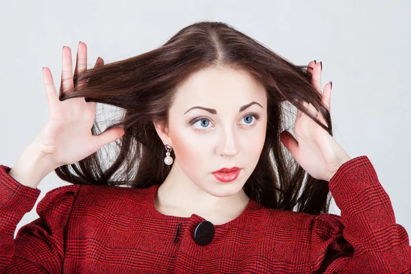 Portrait young beautiful woman — Stock Photo, Image