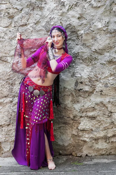 Oriental Dancer — Stock Photo, Image