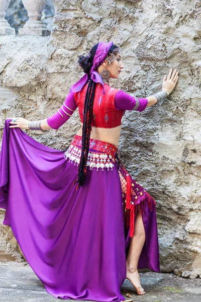 Oriental Dancer — Stock Photo, Image