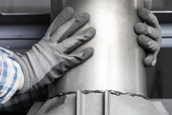 Installation of fireplace chimney — Stock Photo, Image