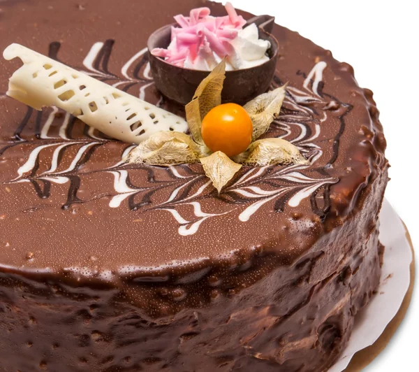 Pastel de chocolate aislado sobre fondo blanco — Foto de Stock