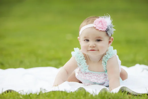 Giapponese americano bambino ragazza sorridente — Foto Stock