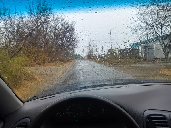Regendruppels Het Glas Van Auto Breng Auto Naar Deur Reizen — Stockfoto
