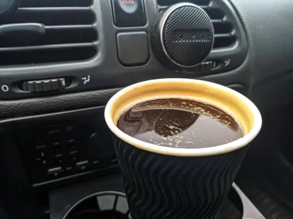 Kaffe Bilen Man Med Kaffepapper Bilen Kaffe Vän Till Resenären — Stockfoto