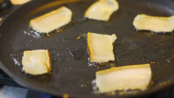 Slices Bacon White Lard Chunks Salted Bacon Dark Background Healthy — Wideo stockowe
