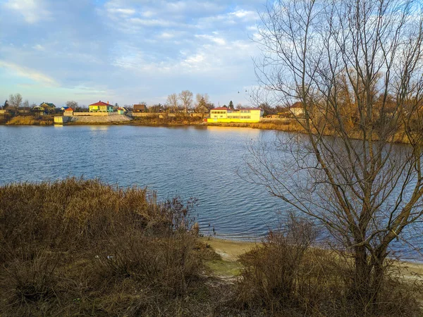 Naturligt Landskap Med Vatten Solnedgång Och Soluppgång Vattnet Vacker Flod — Stockfoto