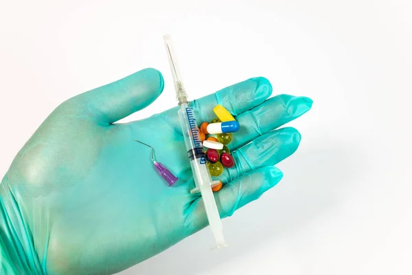 Medicinen Medicinsk Utrustning Sprutor Tabletter Behandling Sjukdomar Personen Sjuk Allvarlig — Stockfoto