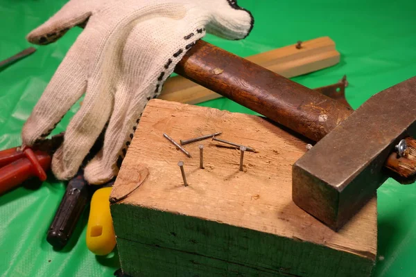 Hammering Nails Using Hammer Nail Close Hammering Nail Board Carpenter — Stock Photo, Image