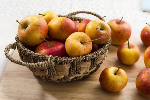 Basket of Apples — Stock Photo, Image