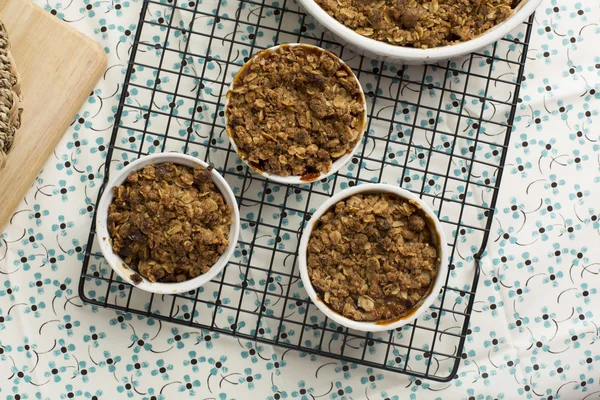 Indywidualny apple crumble — Zdjęcie stockowe