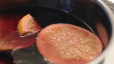 Karıştırılmış Sıcak Şarap