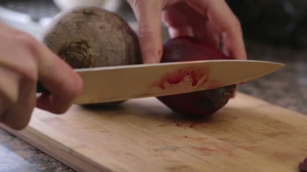 Slicing Fresh Beets — Stockvideo