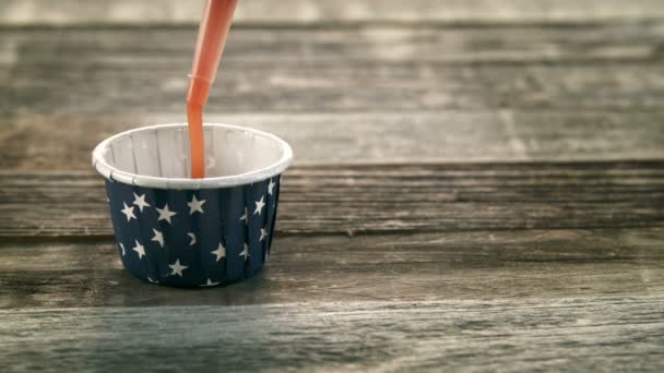 Med Shot Ketchup Being Poured Paper Condiment Cup Stars — Stock Video