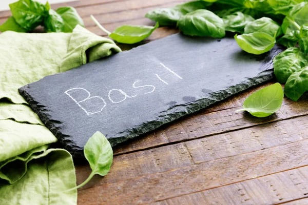 Fresh Basil Chalkboard Sign Basil Written — Fotografia de Stock