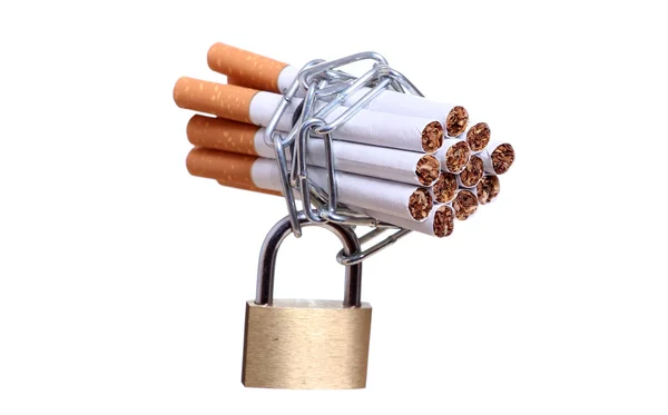 Cigarettes captured with chain and padlock — Stock Photo, Image