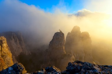 gün batımı ve dağ manzarası