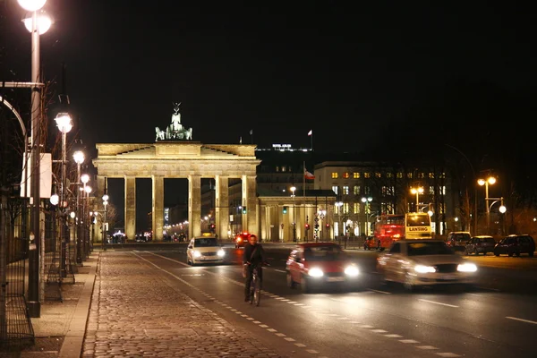 Brandenburger tor (brandenburg gates) Berlin, Almanya. — Stok fotoğraf