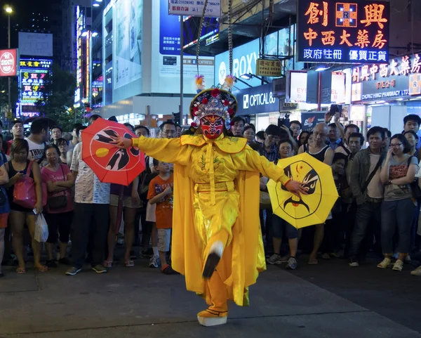 Mongkok ночью — стоковое фото