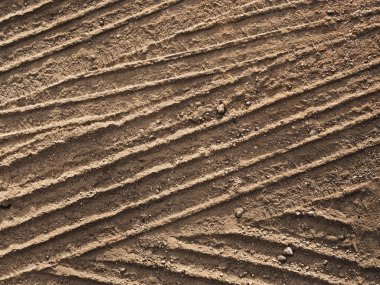 suç mahalli lastik izleri