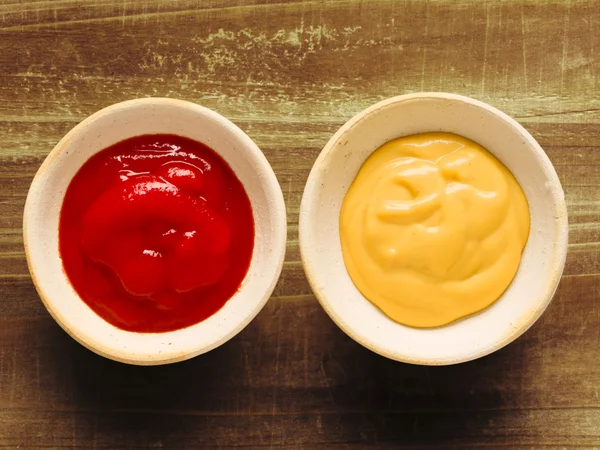 Molho rústico de tomate e mostarda — Fotografia de Stock