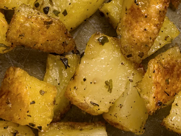 Kruid gebakken aardappel — Stockfoto
