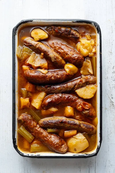 Nahaufnahme Von Rustikalem Englischen Wurstauflauf Comfort Food — Stockfoto