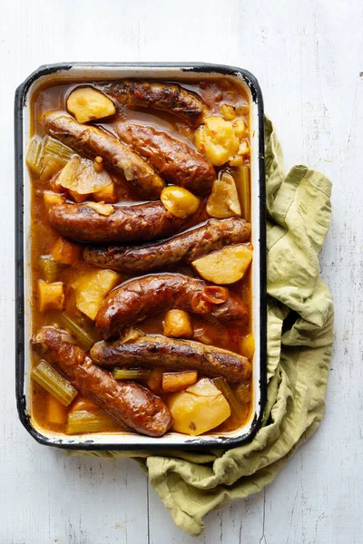 Nahaufnahme Von Rustikalem Englischen Wurstauflauf Comfort Food — Stockfoto