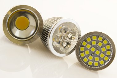soğutma ve farklı smd fişleri ile çeşitli LED ampul gu10