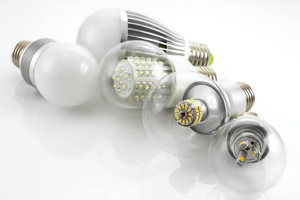 LED lamps E27 with a different chip technology — Stock Photo, Image